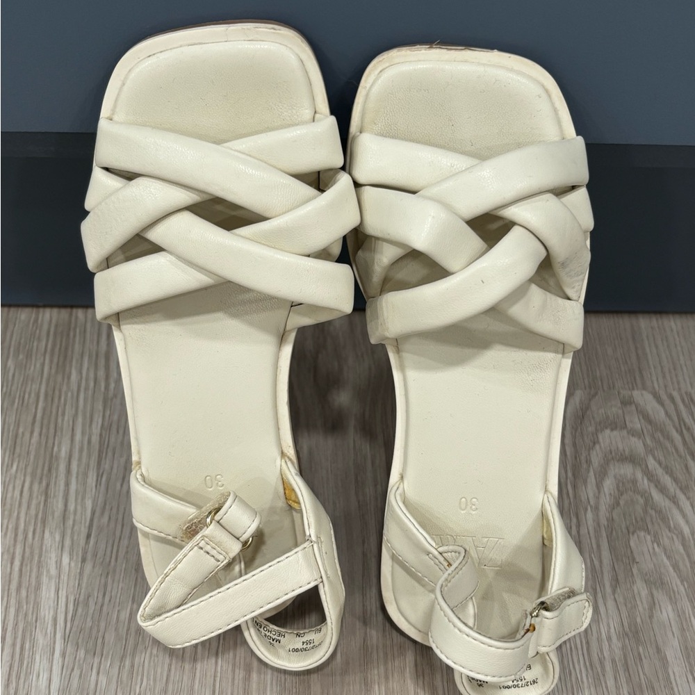 ZARA Kids Cream Quilted Strap Sandals (Size 30)